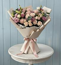 Букет цветов из:  Розы и Лизиантусы в Балабаново