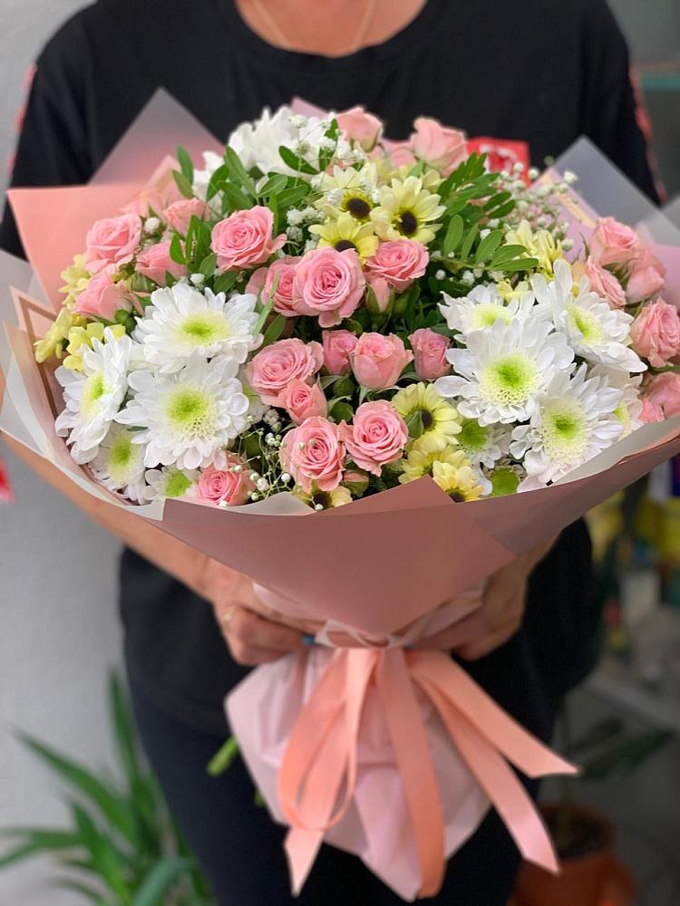 Букет цветов из: Розы и Хризантемы в Балабаново