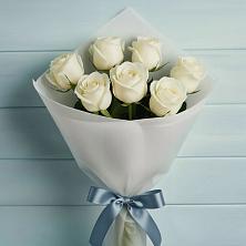 Букет 7 Белых роз Эдлесс Лав в Балабаново