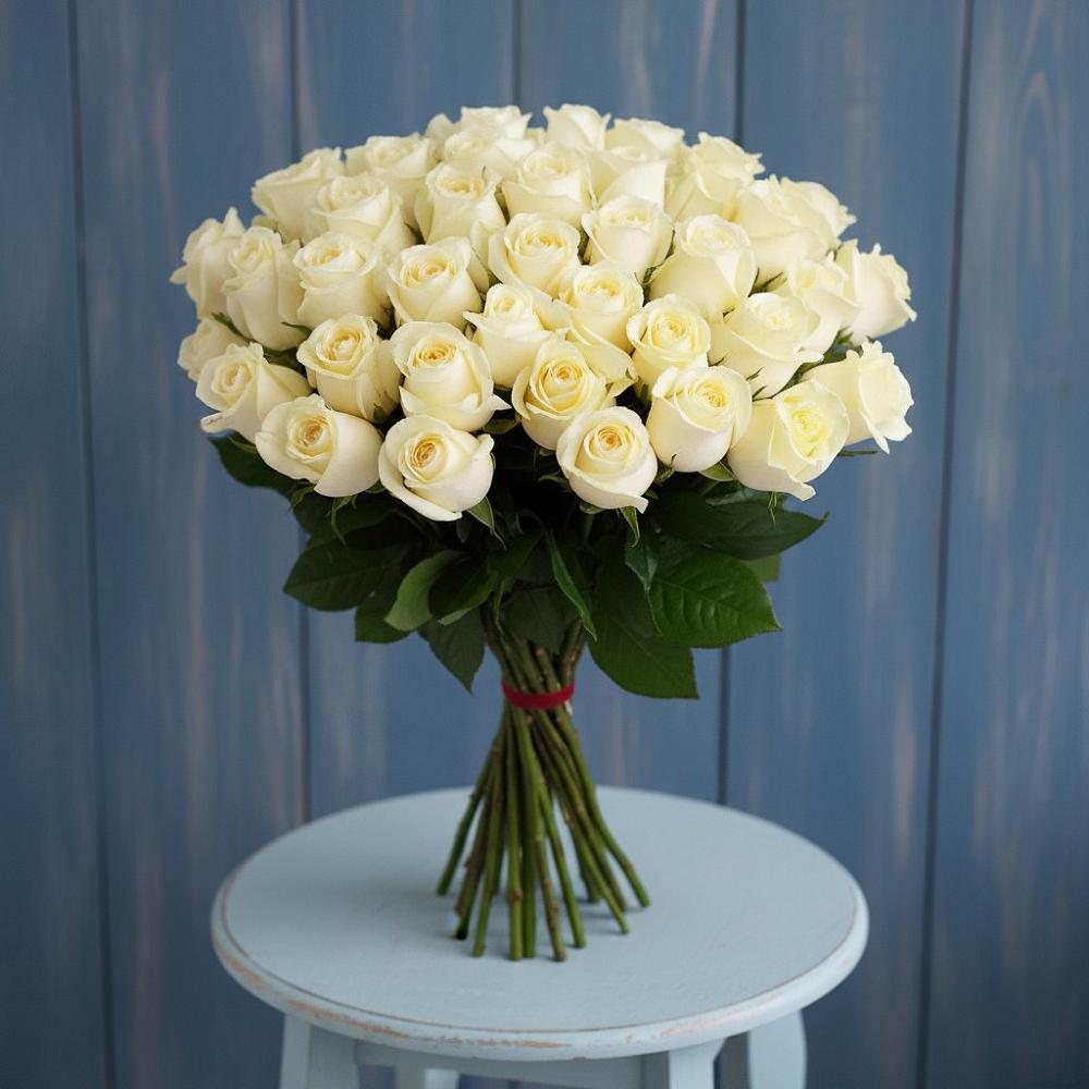 Букет 51 Белая роза Эдлесс Лав в Балабаново