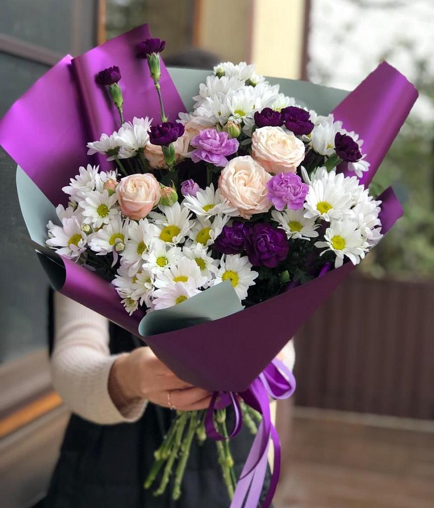 Букет цветов из: Хризантемы, Гвоздики и Розы в Балабаново