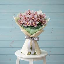 Букет цветов из:  Орхидеи и Розы в Балабаново