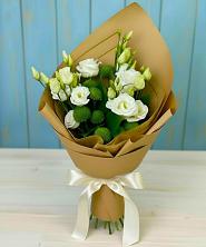 Букет цветов из:  Хризантемы и Лизиантусы в Балабаново