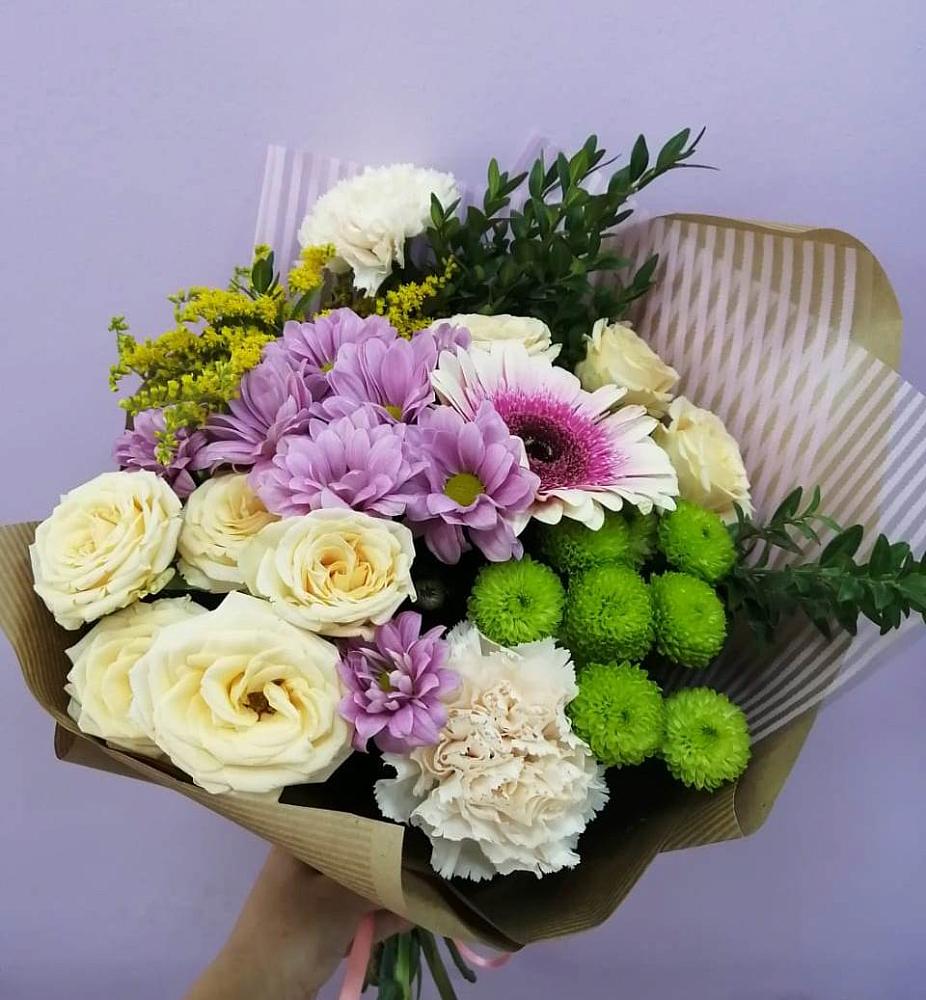 Букет цветов из: Хризантемы, Розы, Гвоздики и Герберы в Балабаново