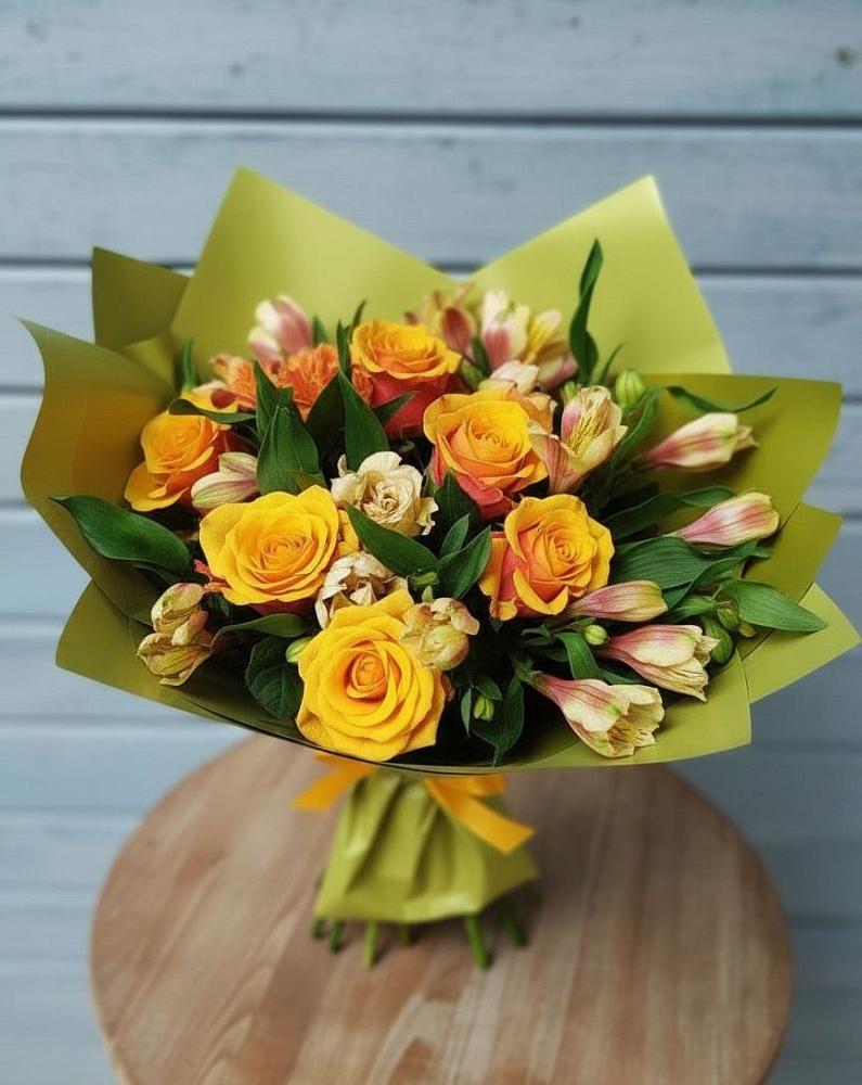 Букет цветов из: Альстромерии и Розы в Балабаново